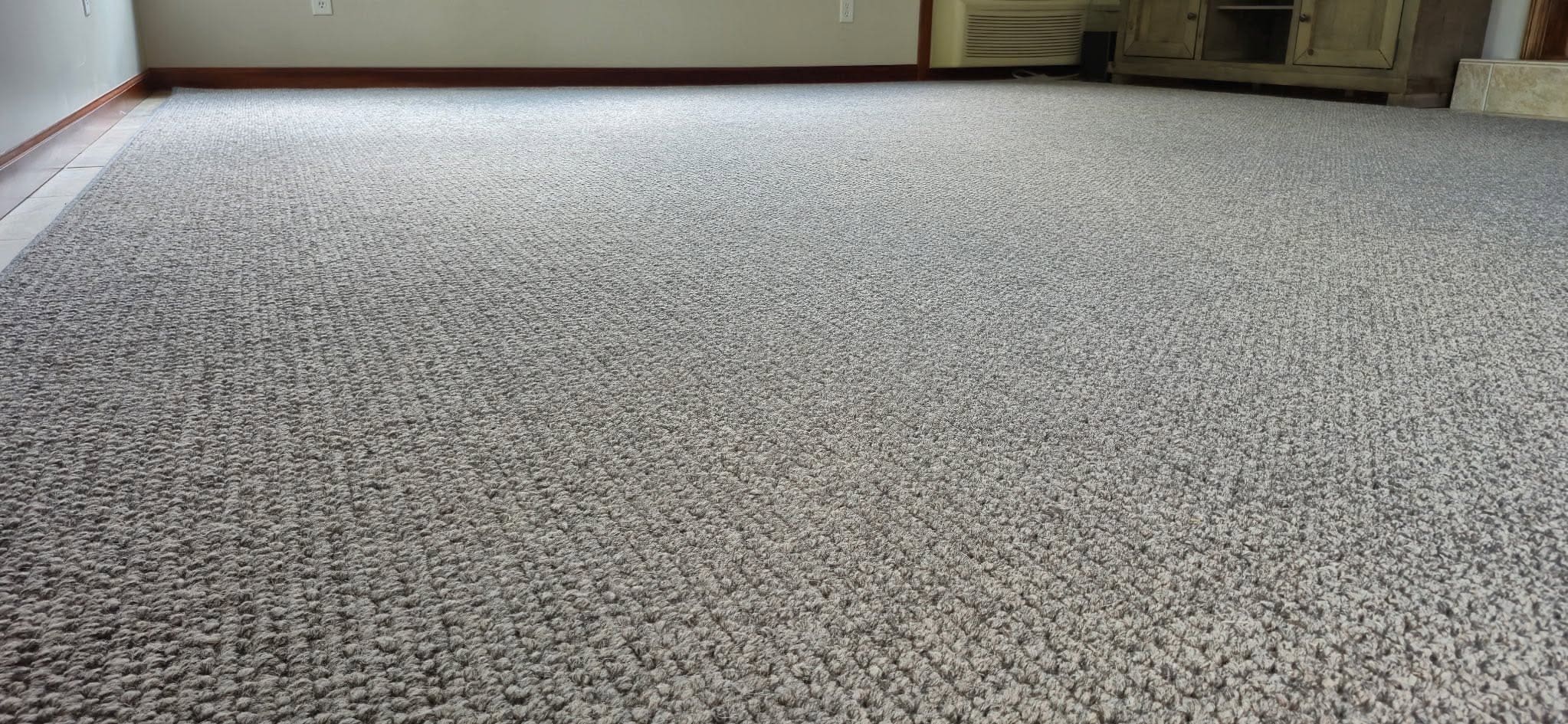 Carpet Installation & Re-Stretching